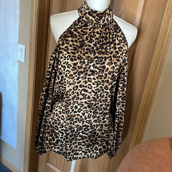 Boston Proper Cold Shoulder Leopard Print NEW - Picture 3 of 10